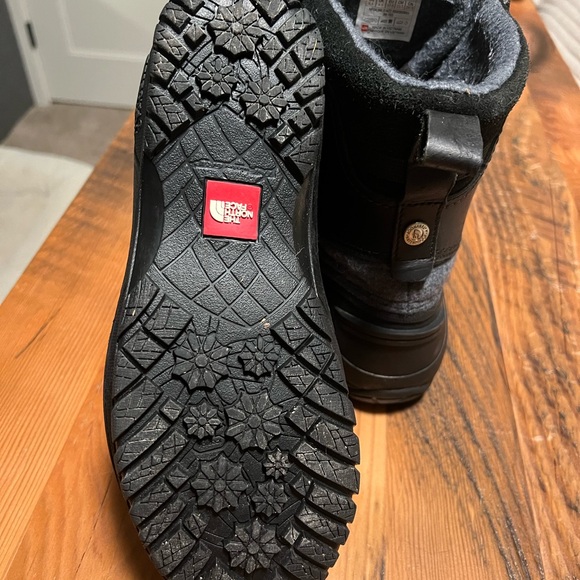 THE NORTH FACE SHELLISTA III SHORTY WINTER BOOTS WOMEN'S, 6.5 - Picture 3 of 6